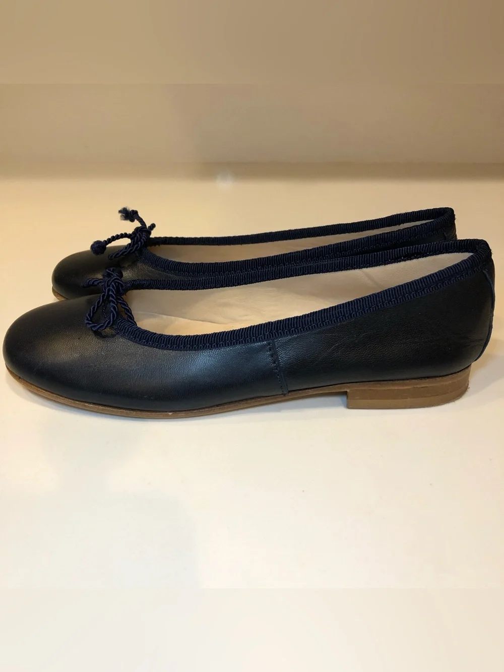 Oscar de la Renta elegant navy